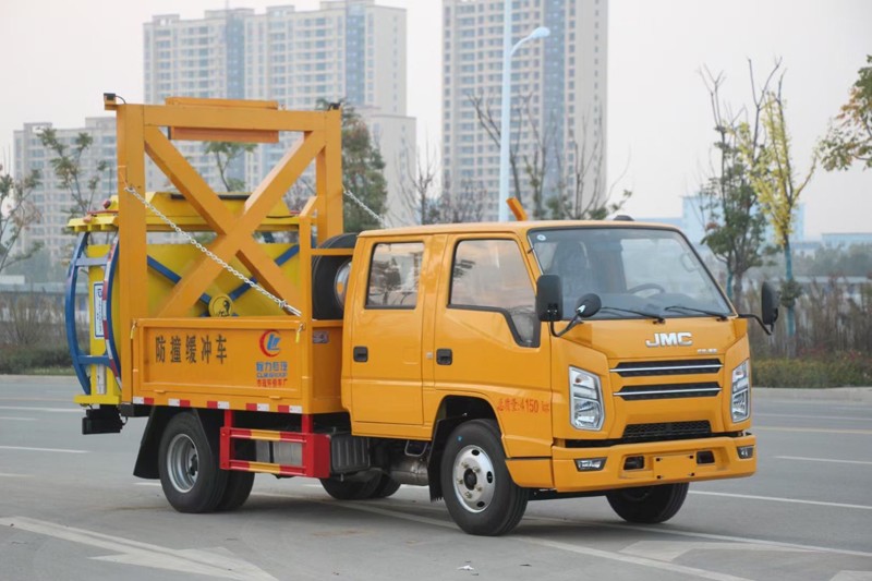 江铃防撞缓冲车